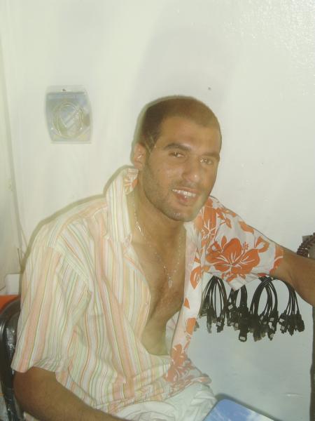 HICHAM  UN MEC  COOL